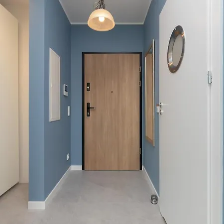 Powstancow Warszawskich By Renters