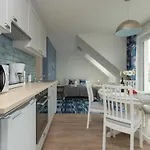 Powstancow Warszawskich By Renters Apartman Gdańsk